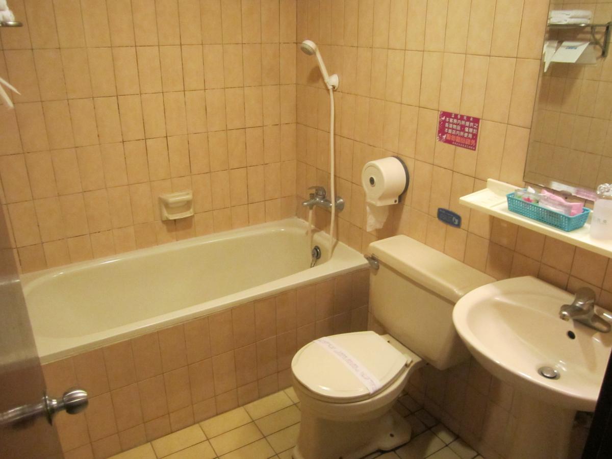 Goshen Hotel Kaohsiung Dış mekan fotoğraf