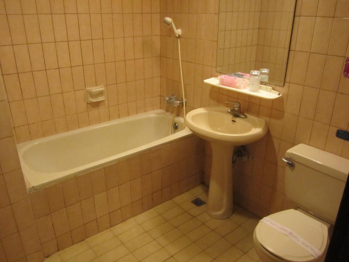 Goshen Hotel Kaohsiung Dış mekan fotoğraf